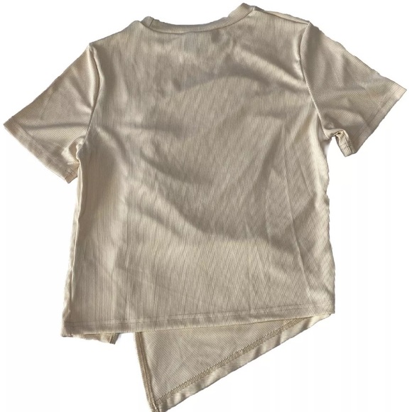 Tan Ribbed Asymmetrical Front Scrunched Top Juniors Large - Picture 3 of 11